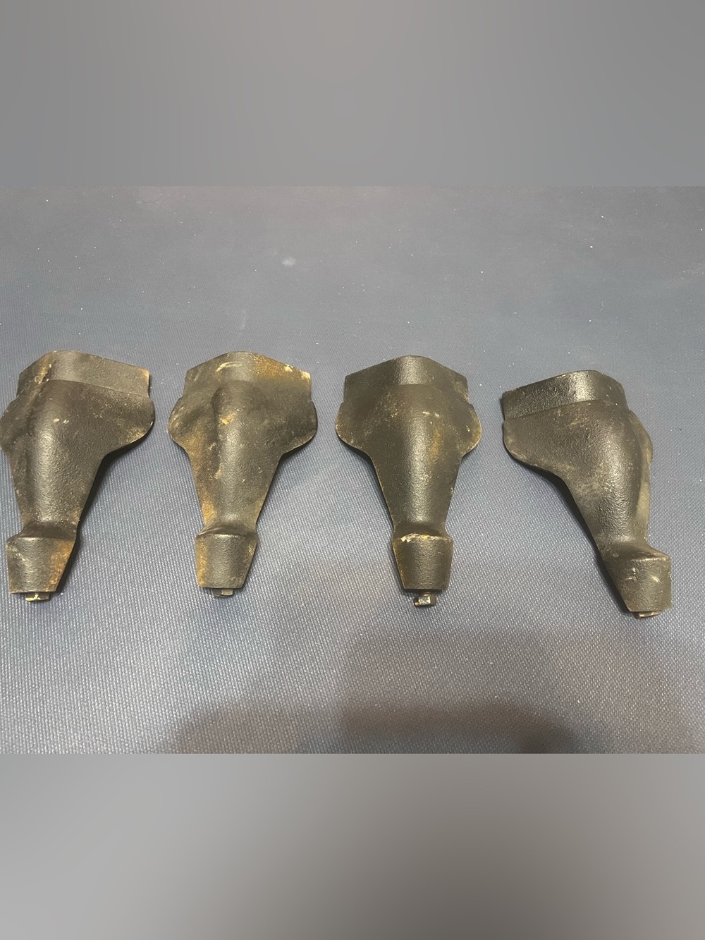 Antique Cast Iron Clawfoot Bathtub Feet set of 4 with screws